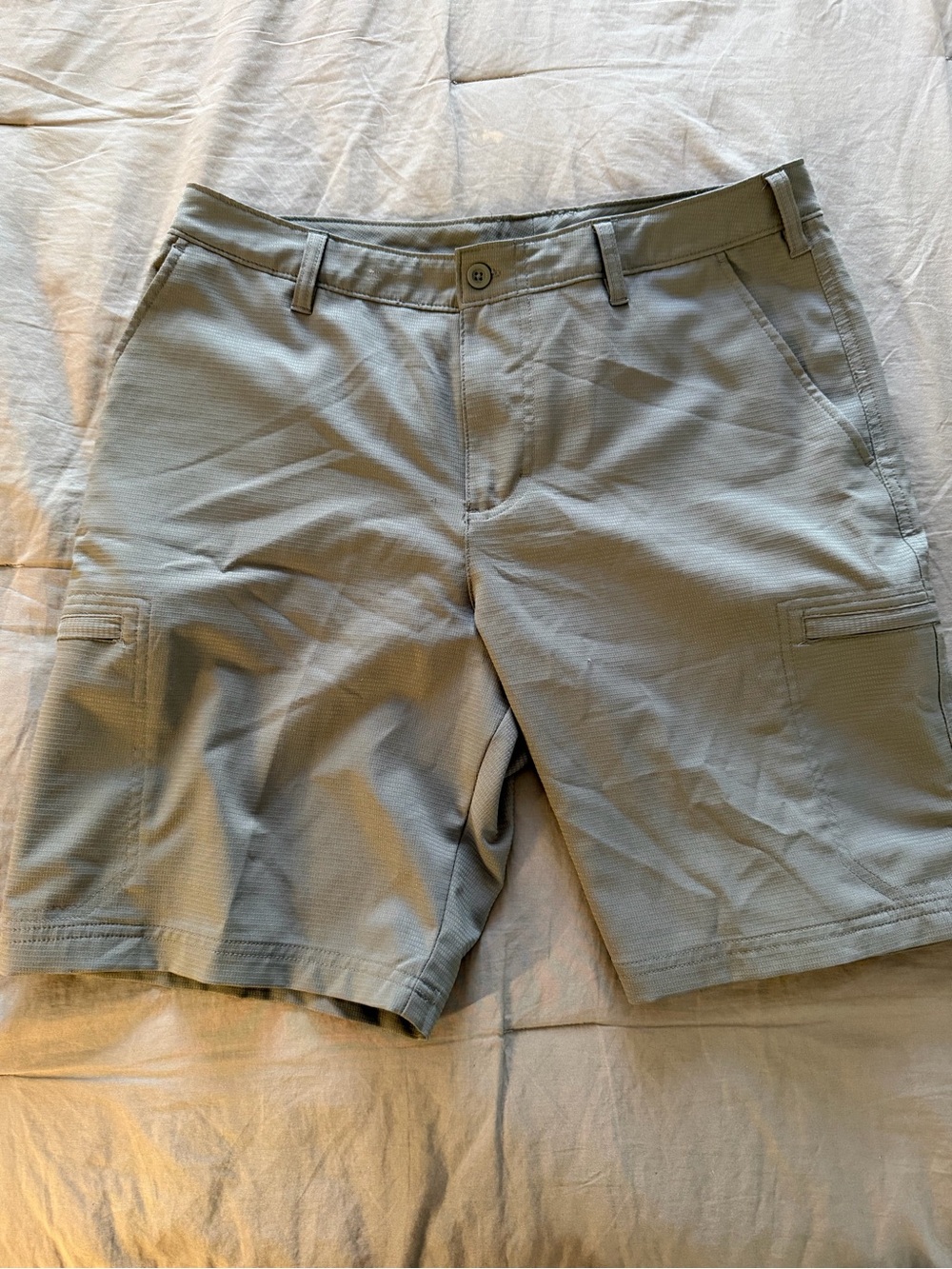 Champion Men's Cargo Shorts in Light Gray